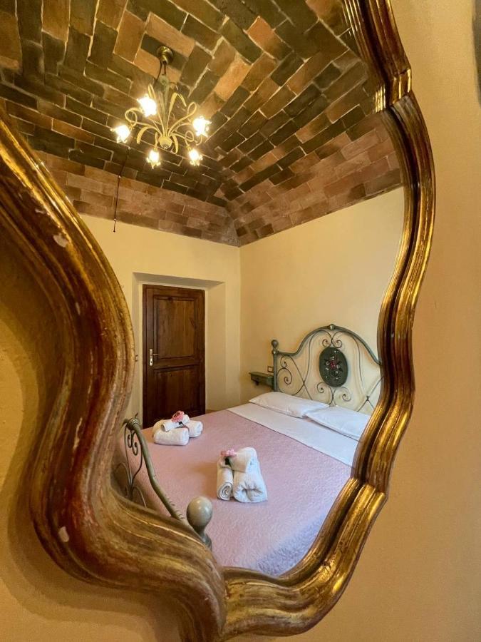 ポッジボンシAntica Casa Del Glicineアパートメント エクステリア 写真