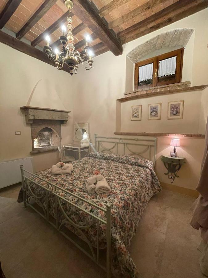 ポッジボンシAntica Casa Del Glicineアパートメント エクステリア 写真